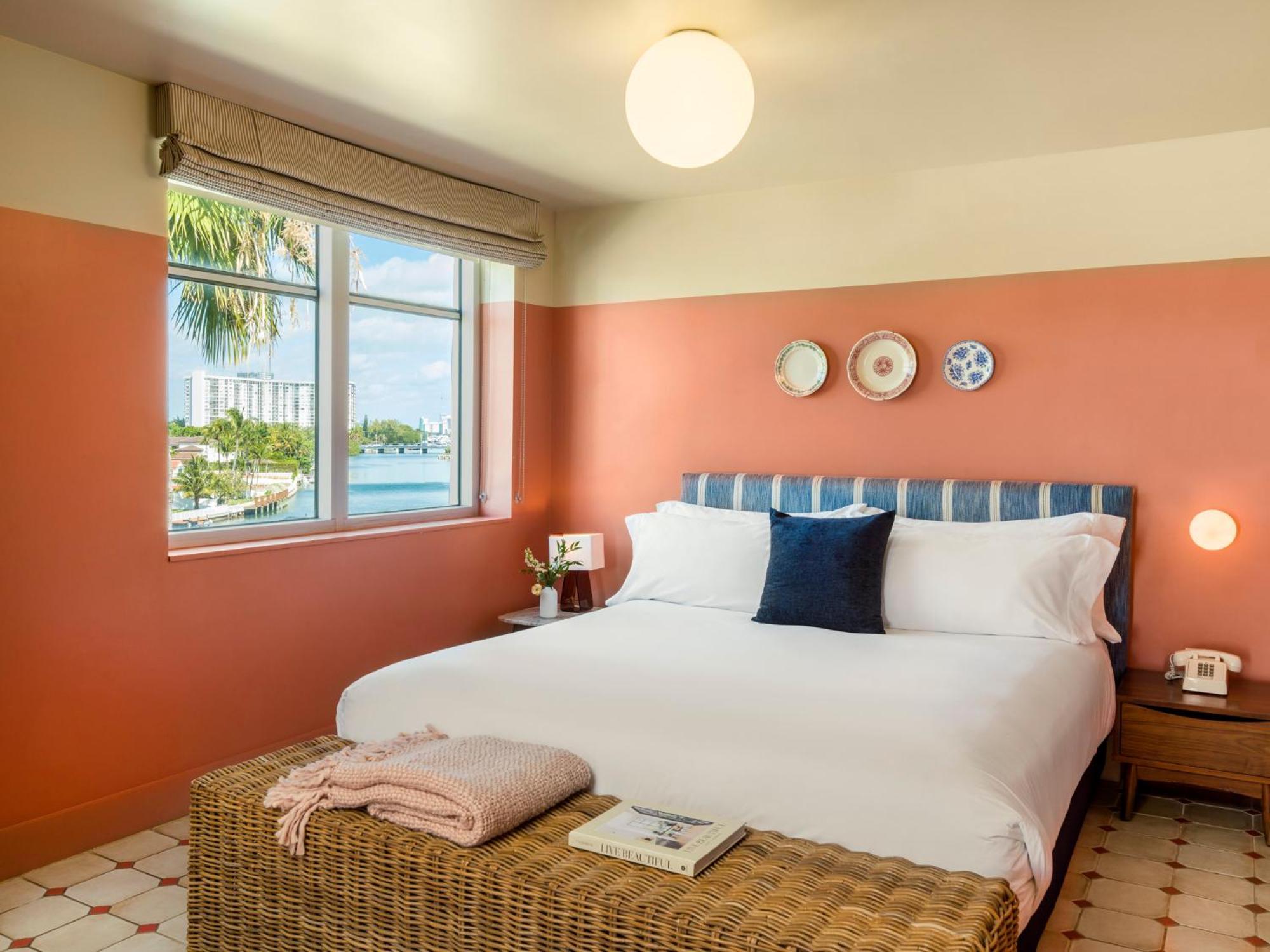 Junior Suite with Balcony